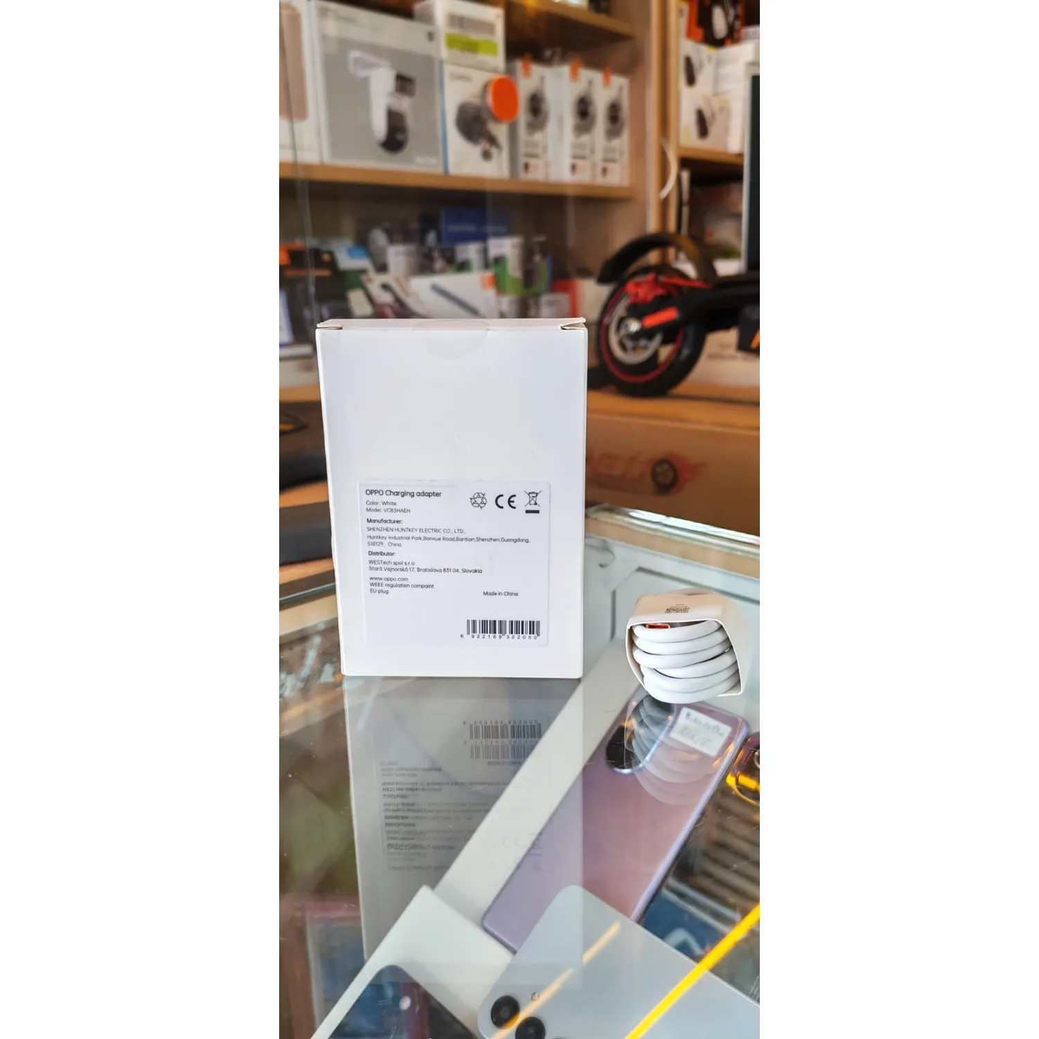 Oppo Chargeur SUPERVOOC 33W (VCB5HAEH) — Neuf au Maroc, meilleur prix | Maroc Phone — photo 2